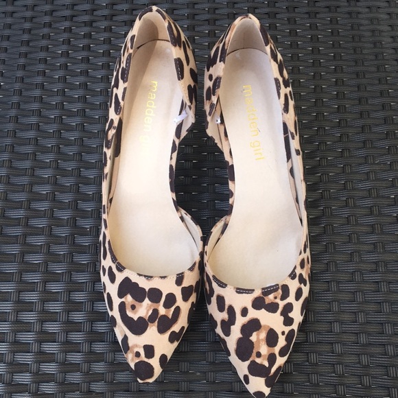New**Madden Girl‎ Leopard Pumps - Picture 2 of 12